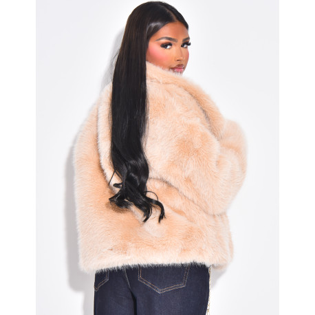 Veste courte en fausse fourrure à col rabattu