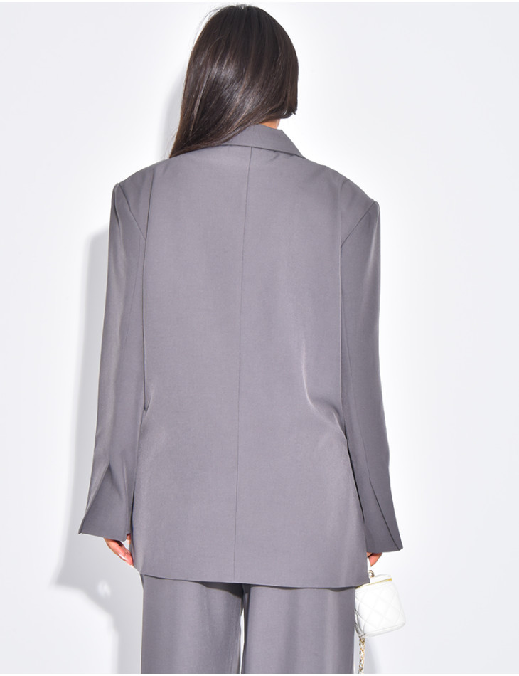 Oversized blazer with side slits