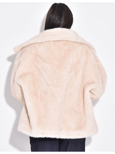 Jacke aus hochwertigem Kunstfell mit Stehkragen