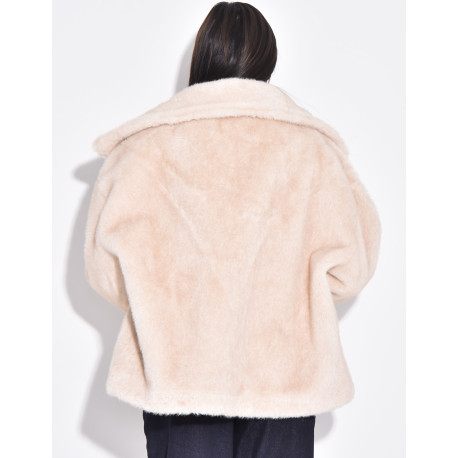 Jacke aus hochwertigem Kunstfell mit Stehkragen