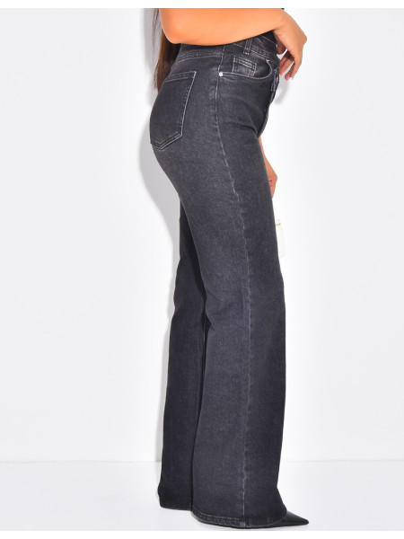 Straight-leg stretch jeans with crossover button fastening