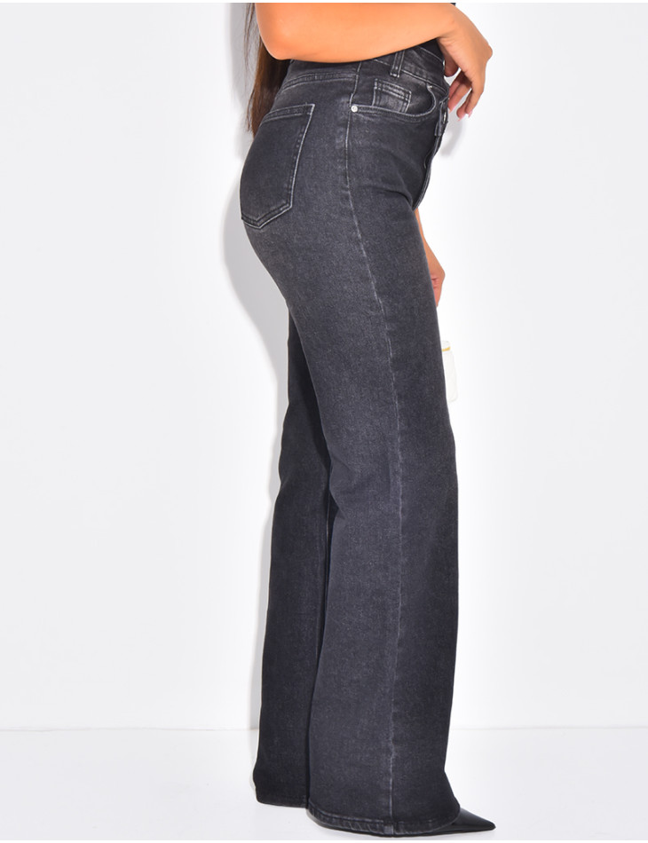Straight-leg stretch jeans with crossover button fastening