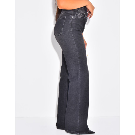 Straight-leg stretch jeans with crossover button fastening