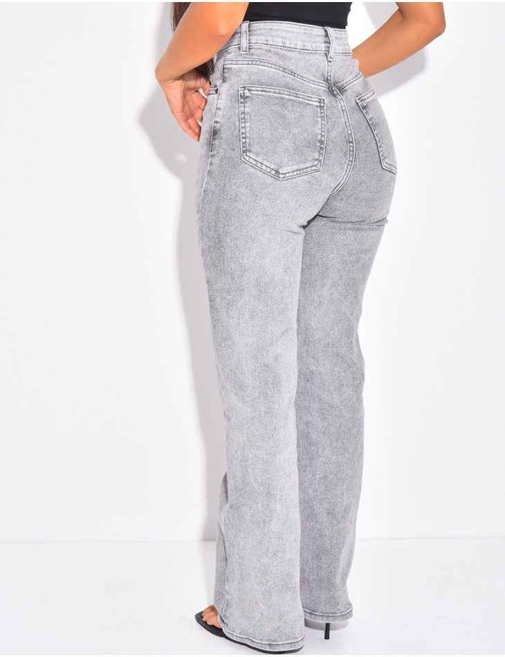 Gerade geschnittene Jeans in grauer Waschung mit Stretchanteil