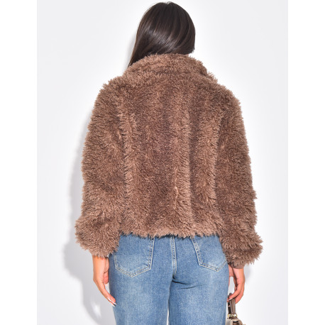 Kurzer Mantel mit flauschigem Fell