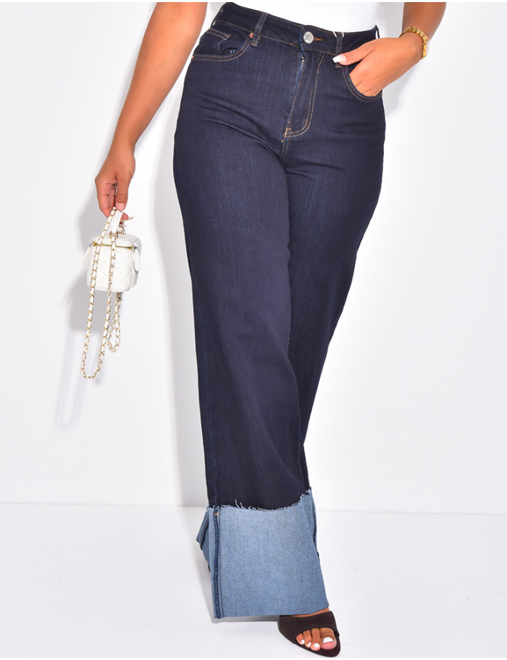 Jeans coupe large stretchy avec revers