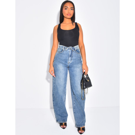 Wide-leg jeans with cuffed waist