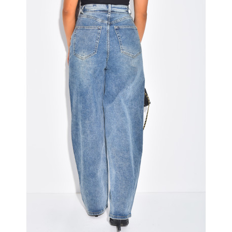Wide-leg jeans with cuffed waist