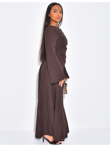 Long dress with buttons and lace-up back