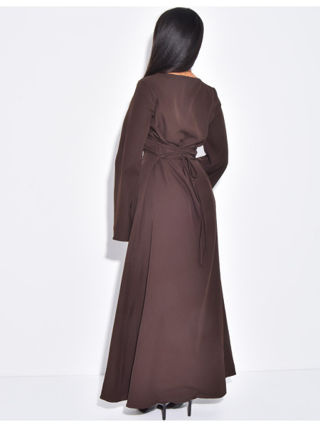 Long dress with buttons and lace-up back