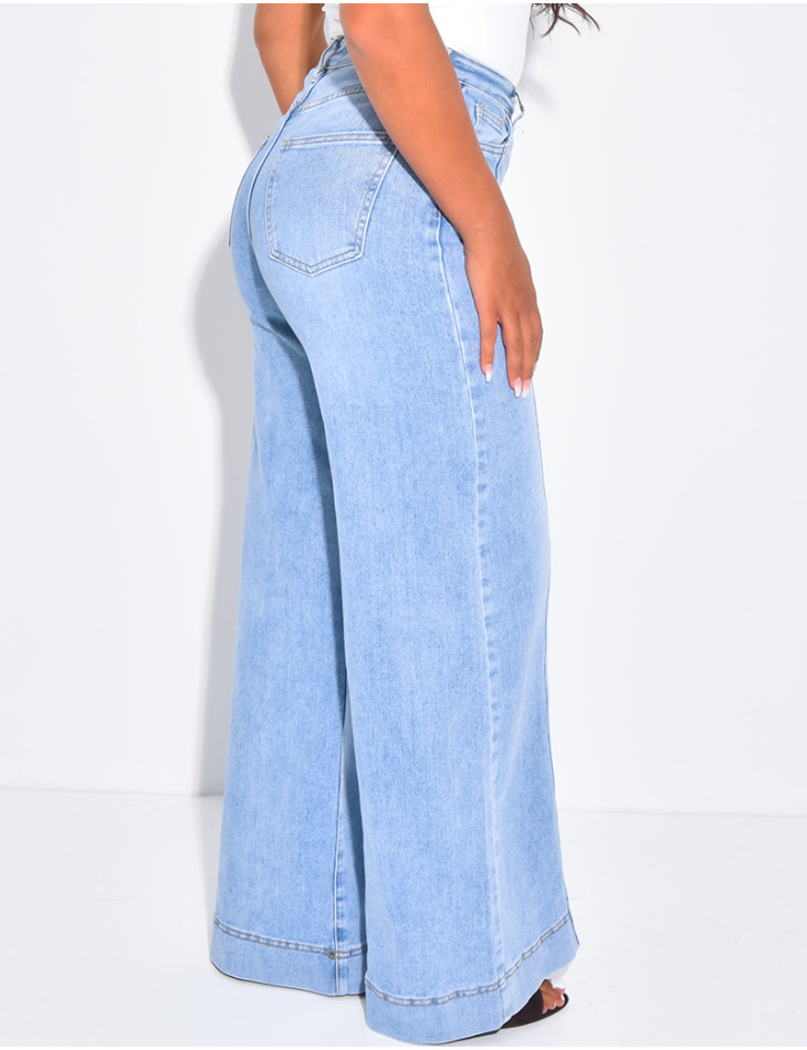 Jeans coupe large à coutures apparentes