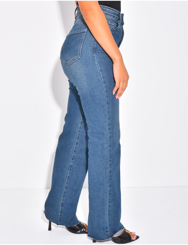 Straight-leg stretch blue faded jeans