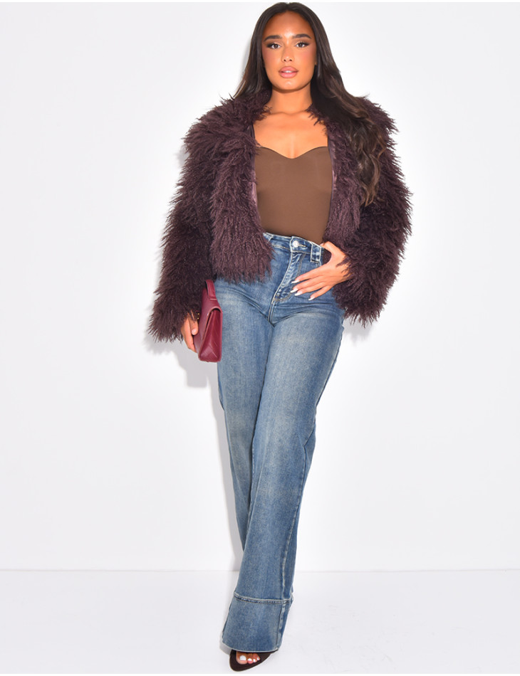 Kurzer Mantel mit flauschigem Fell