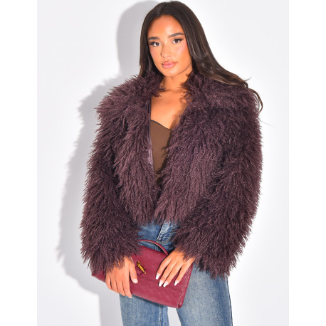 Kurzer Mantel mit flauschigem Fell