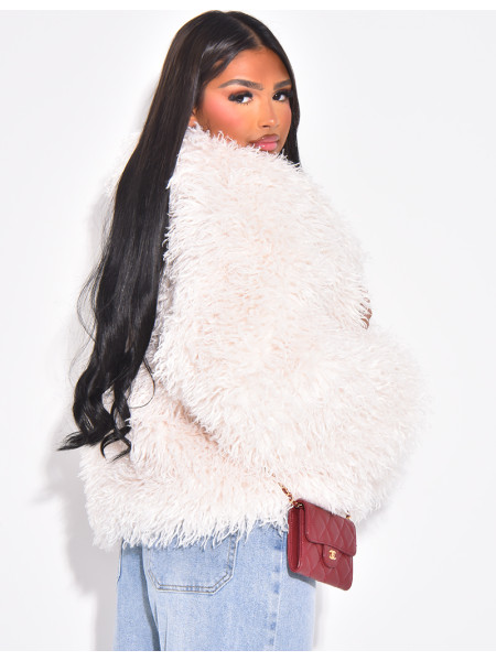 Kurzer Mantel mit flauschigem Fell