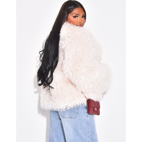 Kurzer Mantel mit flauschigem Fell