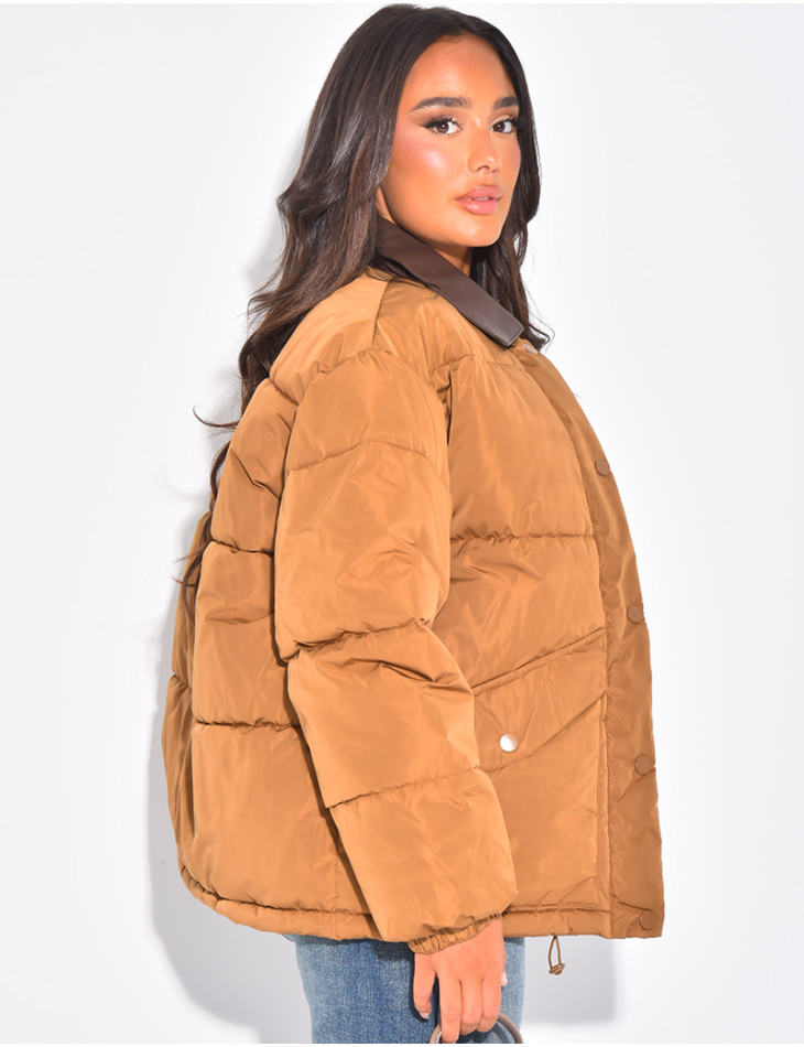 Doudoune matelassée à col en cuir contrastant