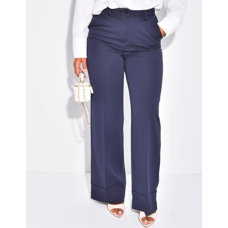 Hoch taillierte Anzughose mit Umschlag