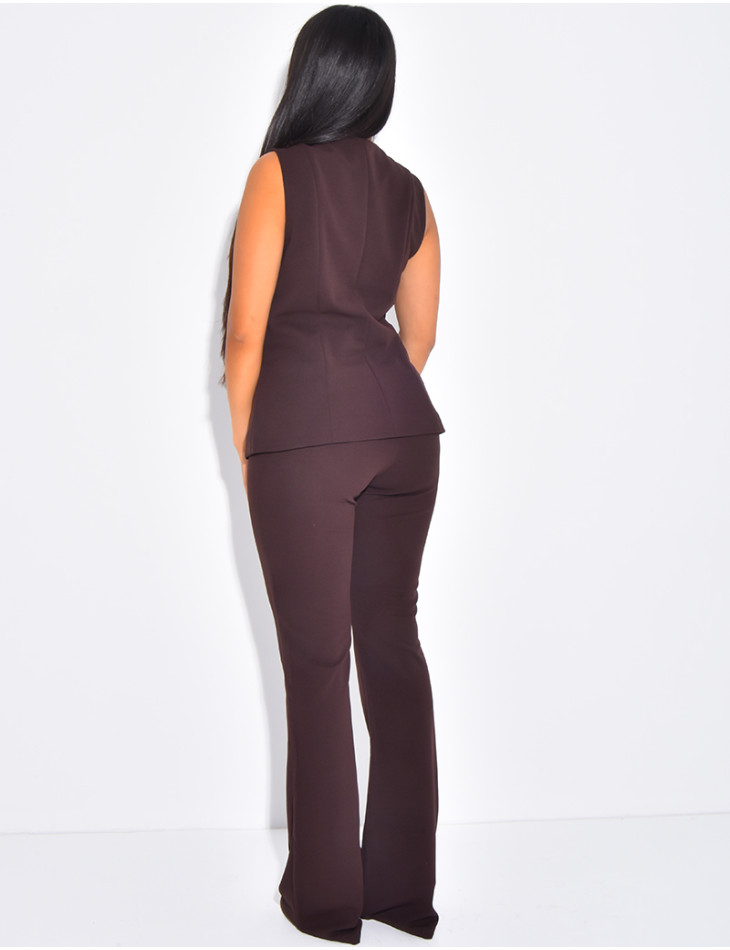 Ensemble top sans manche à boutons dorés & pantalon flare
