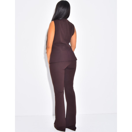 Ensemble top sans manche à boutons dorés & pantalon flare