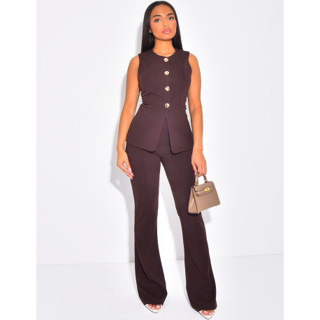 Ensemble top sans manche à boutons dorés & pantalon flare