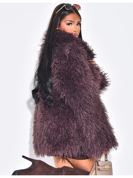 Mid-length coat with fluffy fur