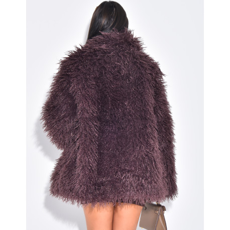 Mid-length coat with fluffy fur