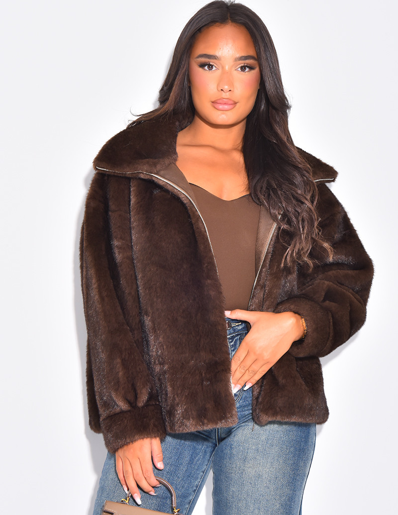 Veste en fausse fourrure...
