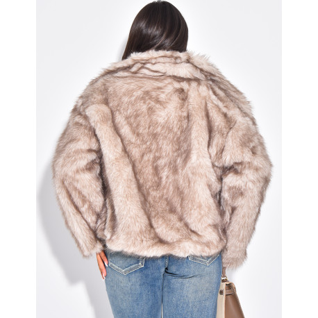 Veste courte en fausse fourrure