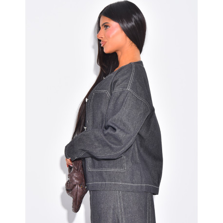 Straight-cut denim jacket with white topstitching