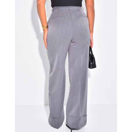 High-waisted tailored trousers with turn-ups
