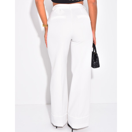 High-waisted tailored trousers with turn-ups