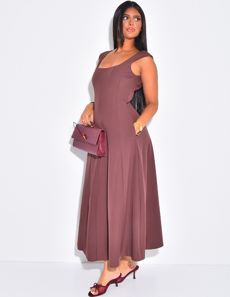 Robe longue sans manche...