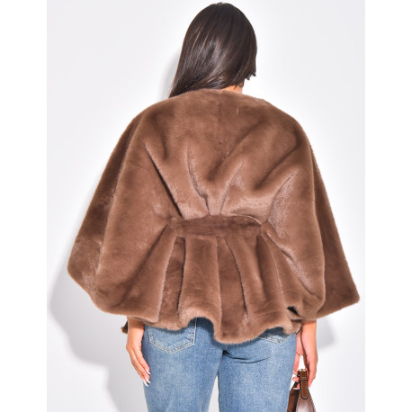 Cape courte en fausse fourrure à nouer