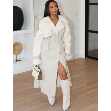 Stiefel aus Wildleder mit quadratischem Absatz und Klappe