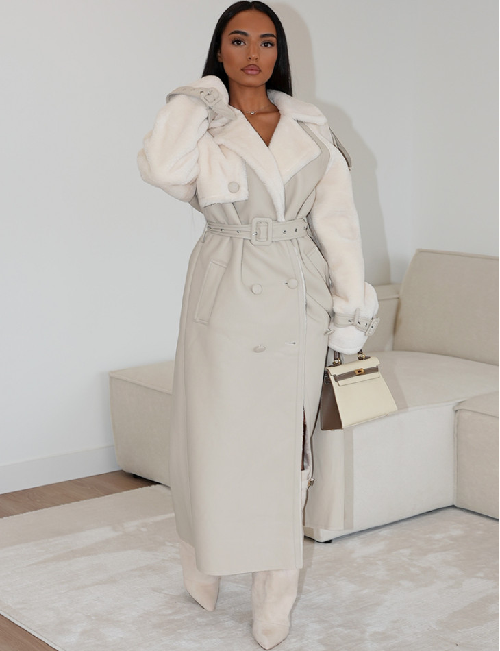 Manteau long en similicuir fourré & empiècements contrastants