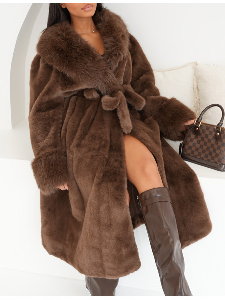 Manteau en fausse fourrure à ceinture