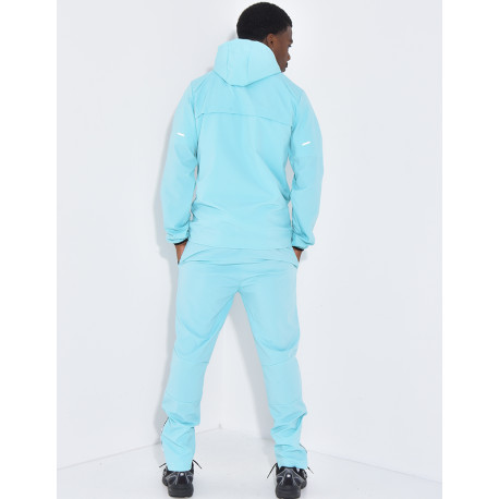 Trainingsanzug bestehend aus Hose und Jacke