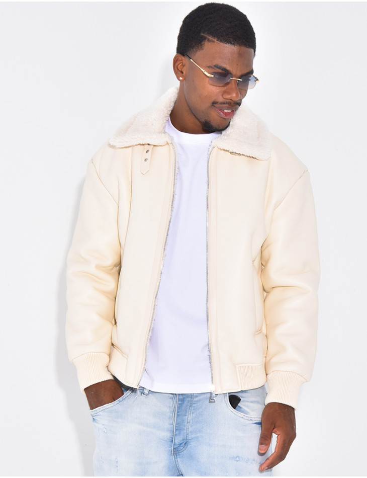 Veste en similicuir avec fourrure au col