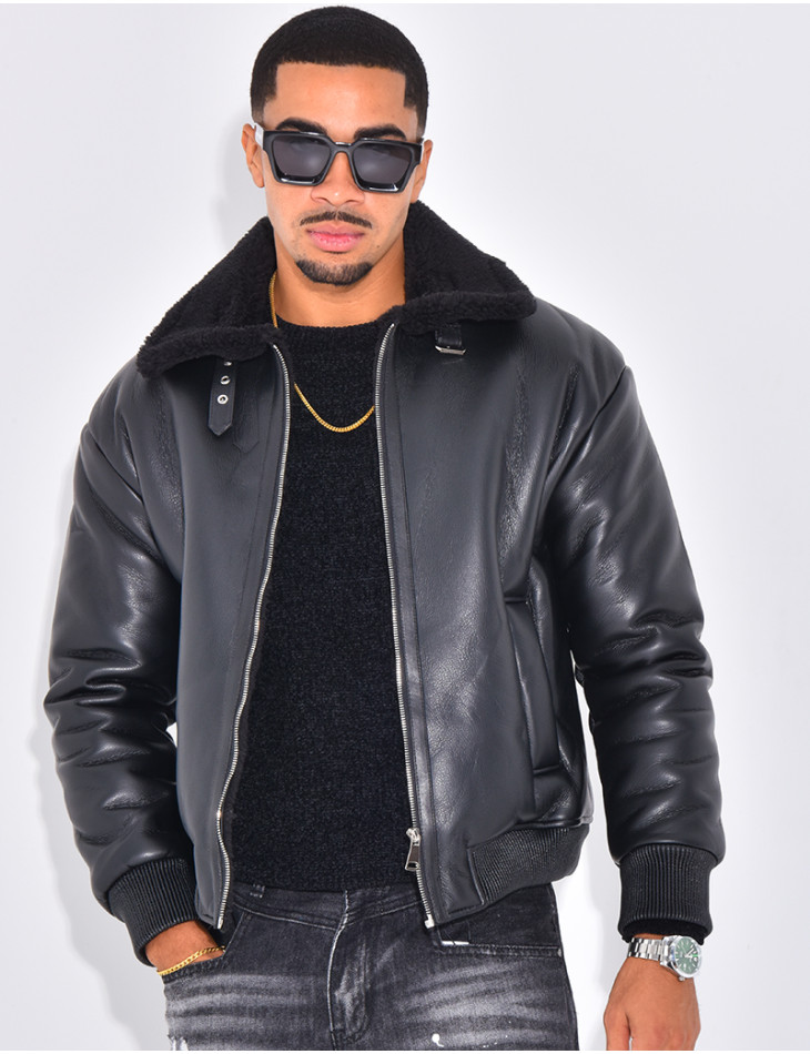 Veste en similicuir avec fourrure au col