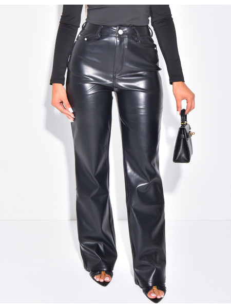 Pantalon coupe droite en similicuir