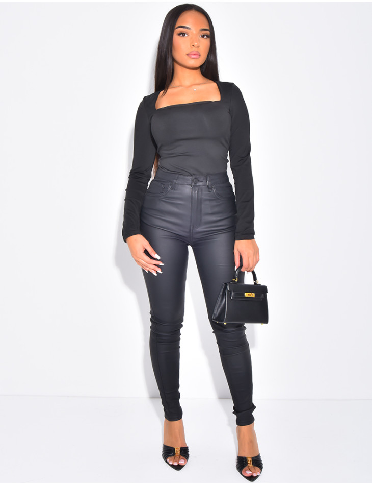 Pantalon taille haute effet cuir mat