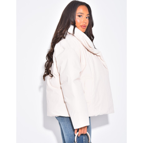 Oversize-Daunenjacke mit weitem Kragen