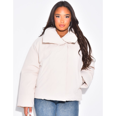 Oversize-Daunenjacke mit weitem Kragen