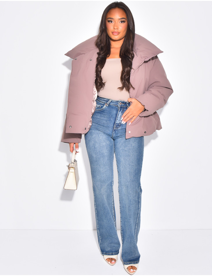 Oversized, enveloping down jacket with wide collar