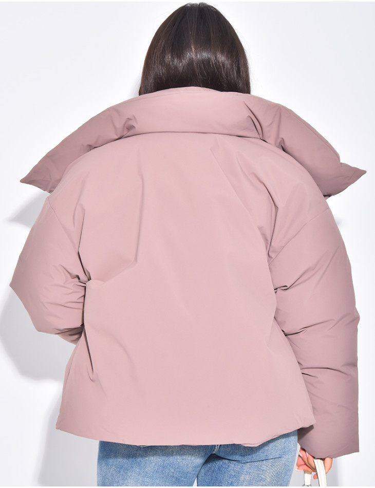 Oversized, enveloping down jacket with wide collar