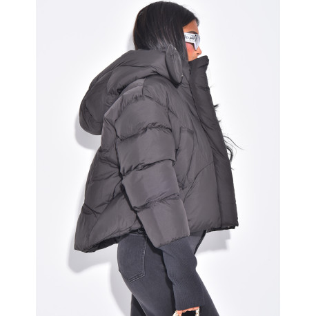 Short, oversized quilted puffer jacket with ribbed cuffs