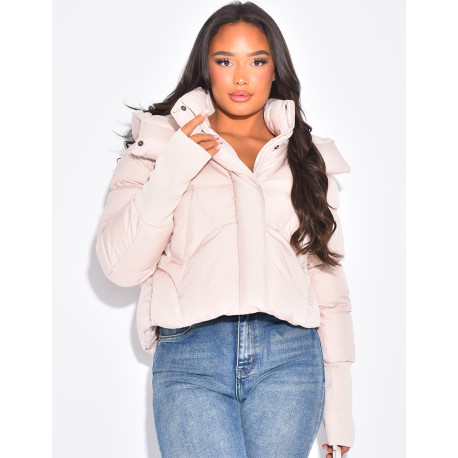Short, oversized quilted puffer jacket with ribbed cuffs