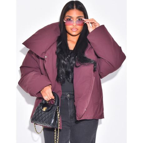 Oversized, enveloping down jacket with wide collar