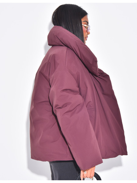 Oversized, enveloping down jacket with wide collar